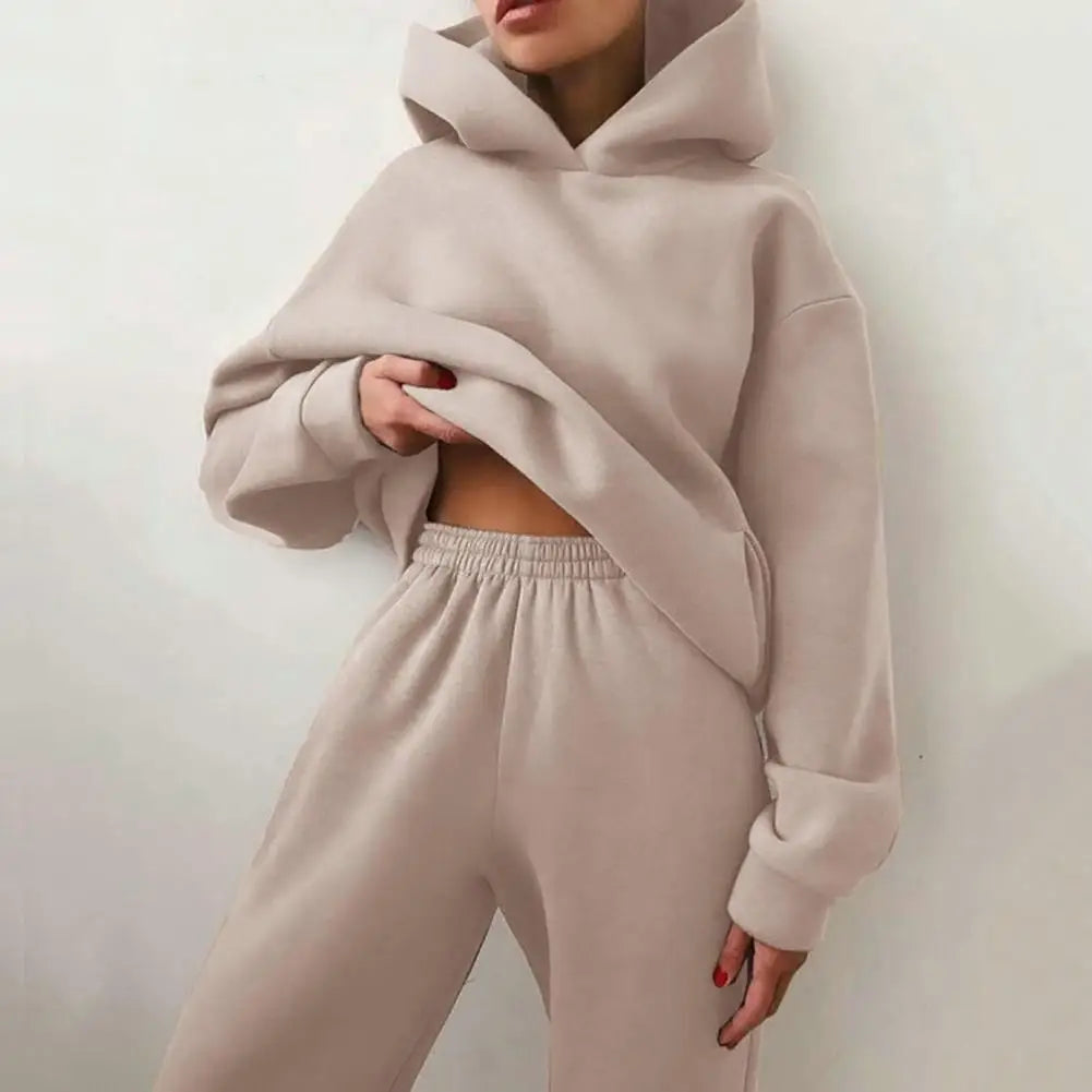 Fashionably Relaxed: Cozy Tracksuit Set